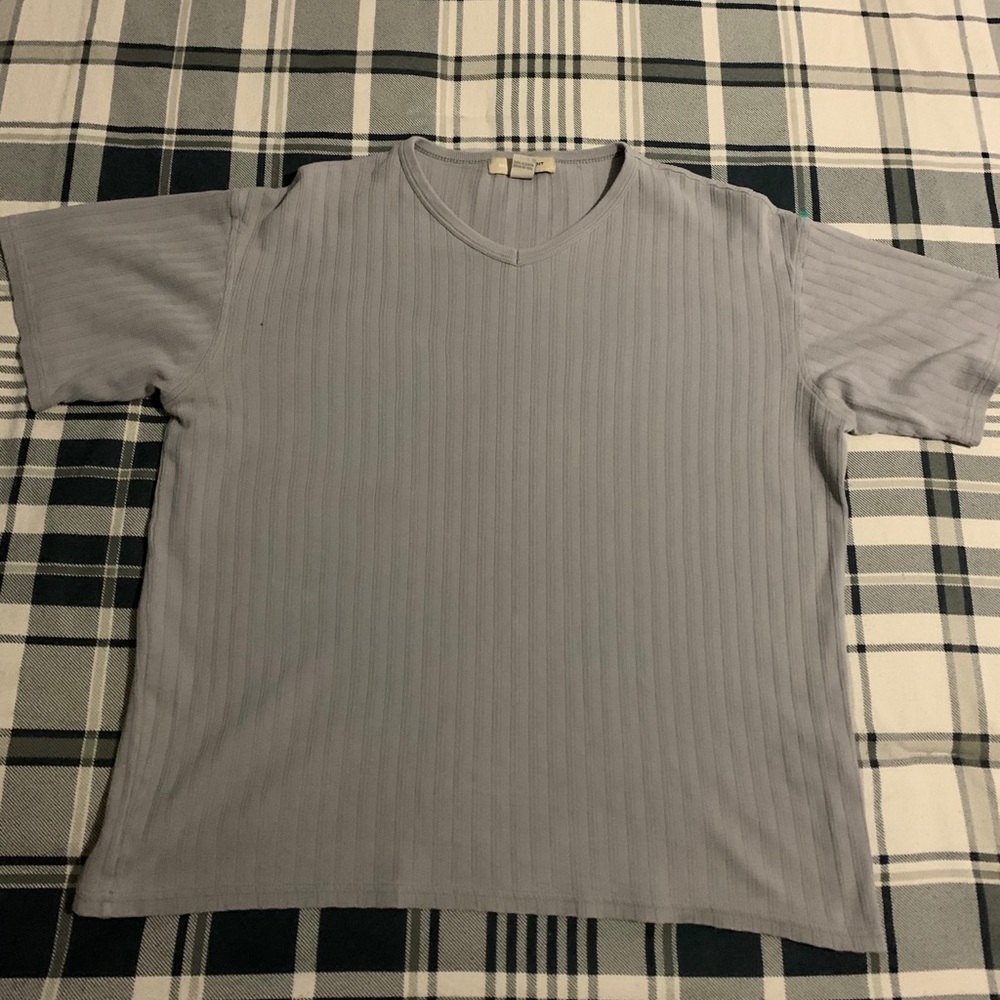 Men’s Gray Shirt